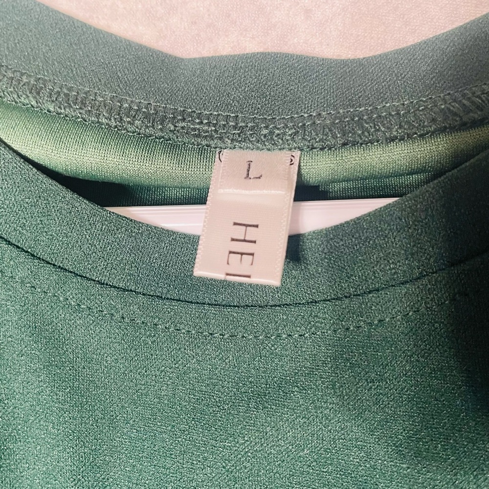 Classic Beautiful & Simplistic Green Dress 👗 - Picture 8 of 11